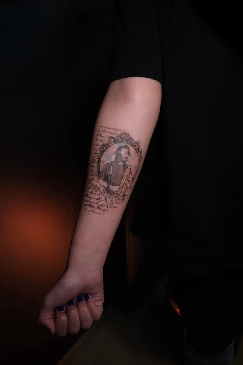 Fine Line Tattoo — SameDayTattoo İstanbul — Minimal Fine Line Tattoo 020
