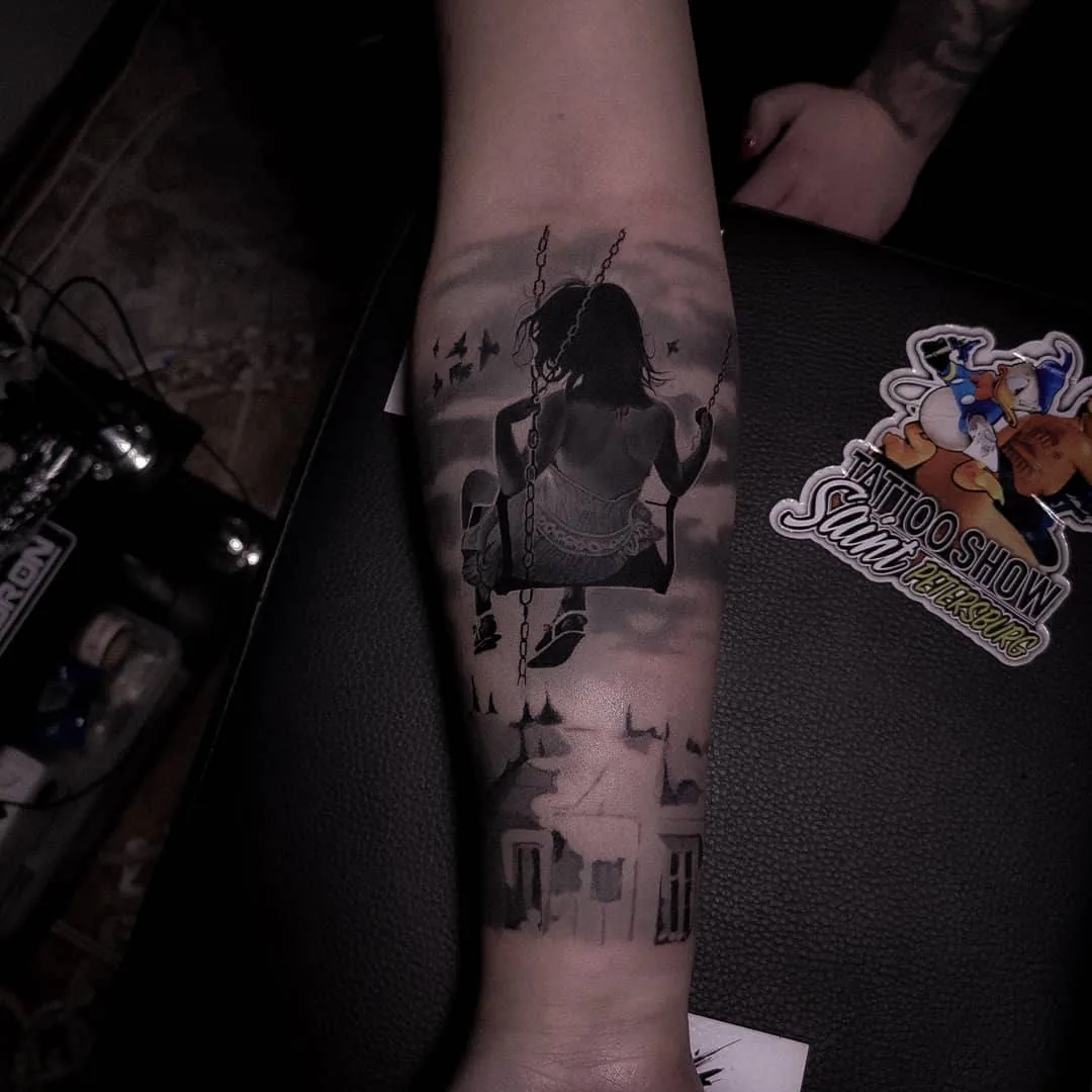 Sofia Cruz Minimal tattoo Istanbul — Minimal Fine Line Tattoo 006